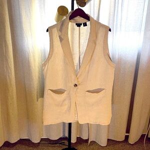Tahari Cream Sleeveless Tunic Vest